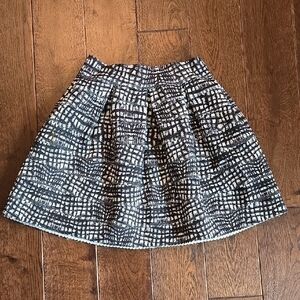 Elegant Monochrome A-Line Skirt Stretch Skater Style M NWOT